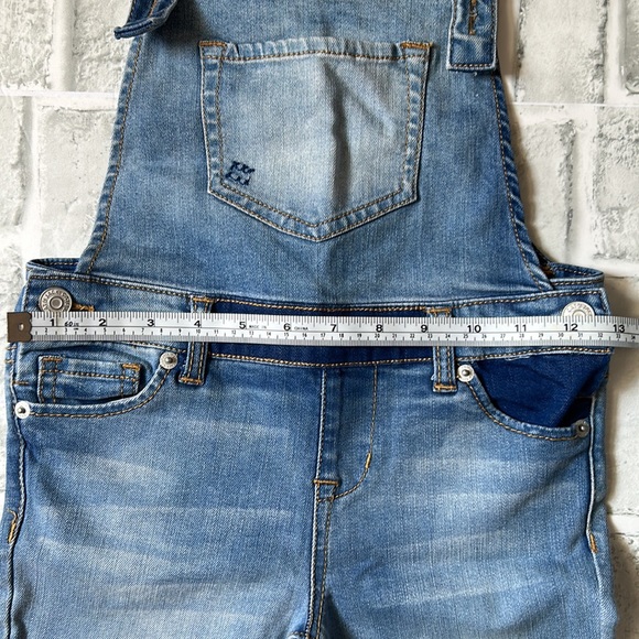 CAT & JACK | GIRL'S OVERALLS LIGHT WASH - Picture 6 of 8